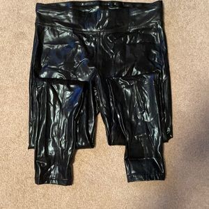 Leatherette leggings